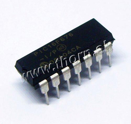 PIC 16 F 676-I/P